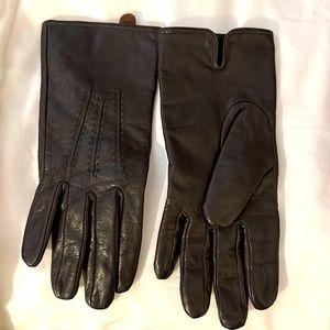 100% leather gloves